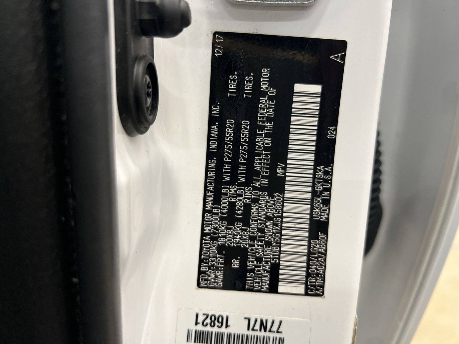 Used 2018 Toyota Sequoia TRD Sport AWD/4WD image 27