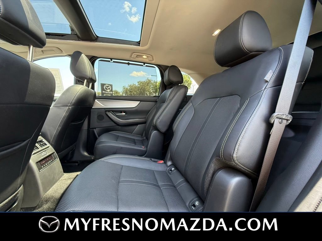 Certified 2024 MAZDA CX-90 Plug-In Hybrid w/ Premium Pkg AWD/4WD image 43