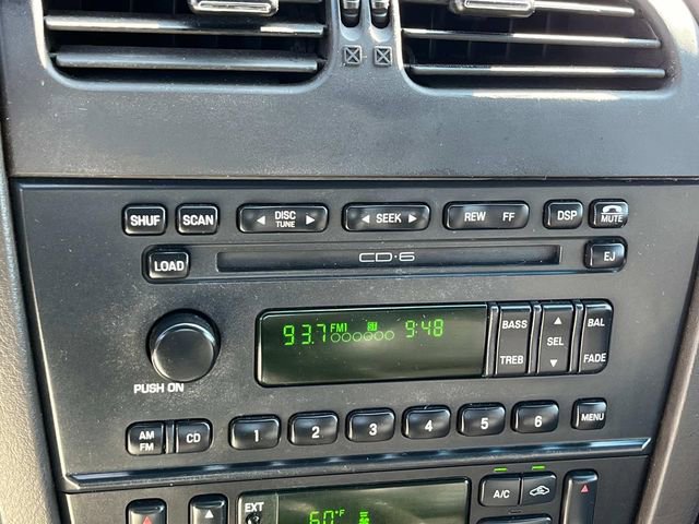 Used 2002 Ford Thunderbird image 23