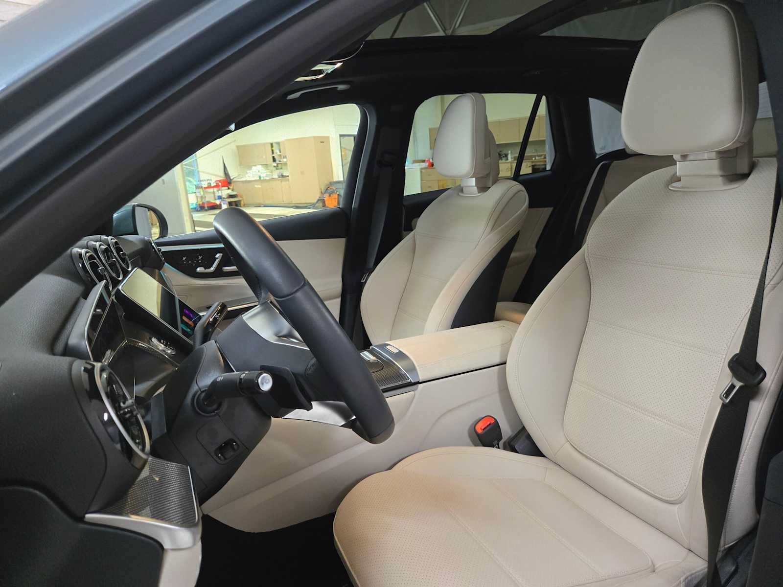 Certified 2026 Mercedes-Benz GLC 300 4MATIC image 21