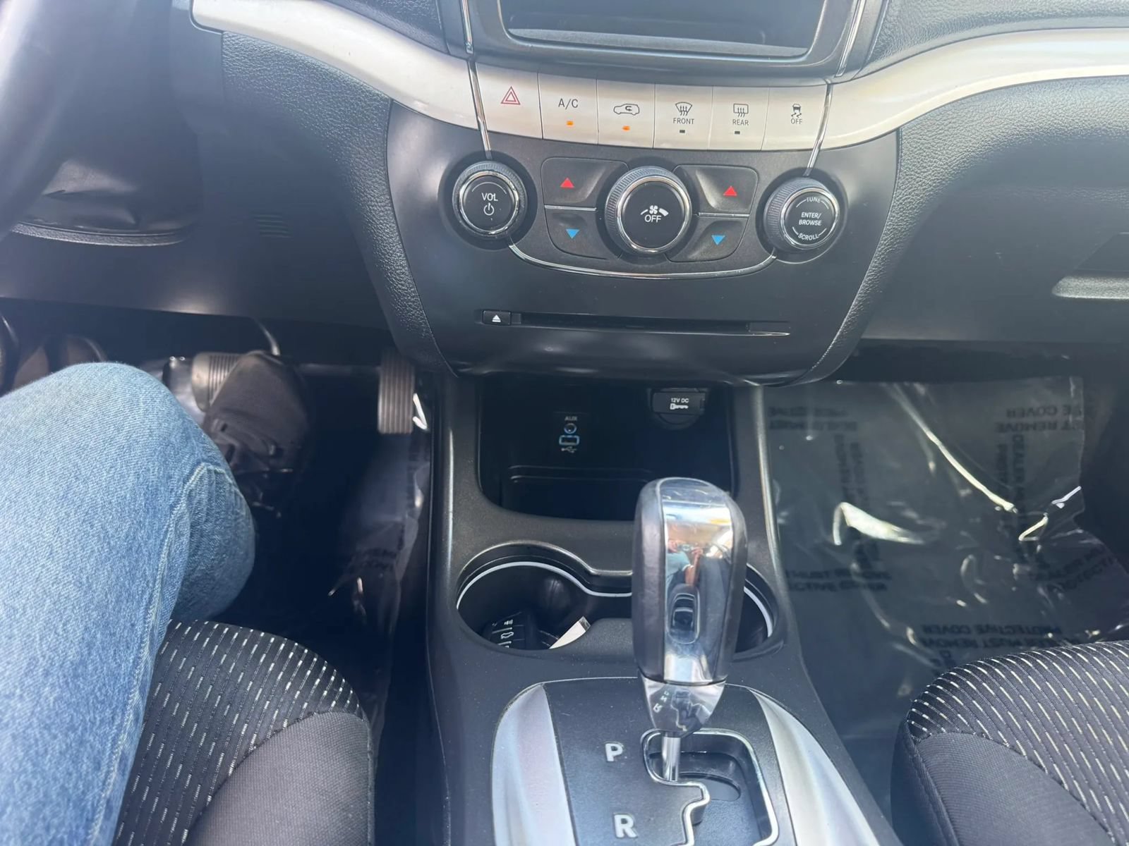 Used 2018 Dodge Journey SE w/ Connectivity Group FWD image 21