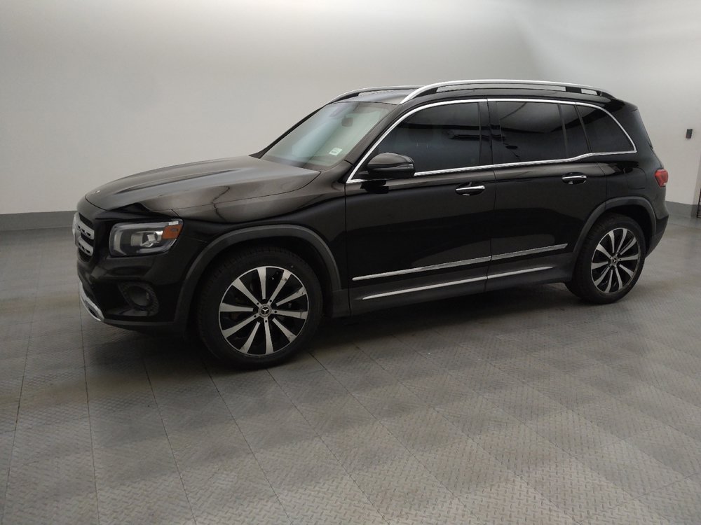 Used 2021 Mercedes-Benz GLB 250 4MATIC w/ Premium Package image 2