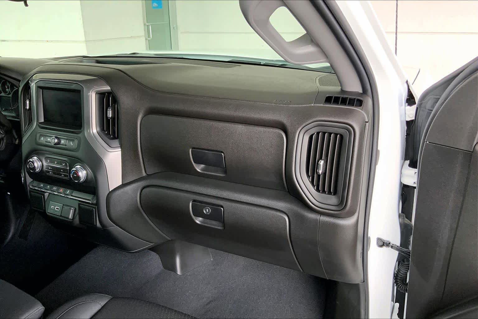 Used 2026 GMC Sierra 1500 Pro w/ Graphite Edition AWD/4WD image 19