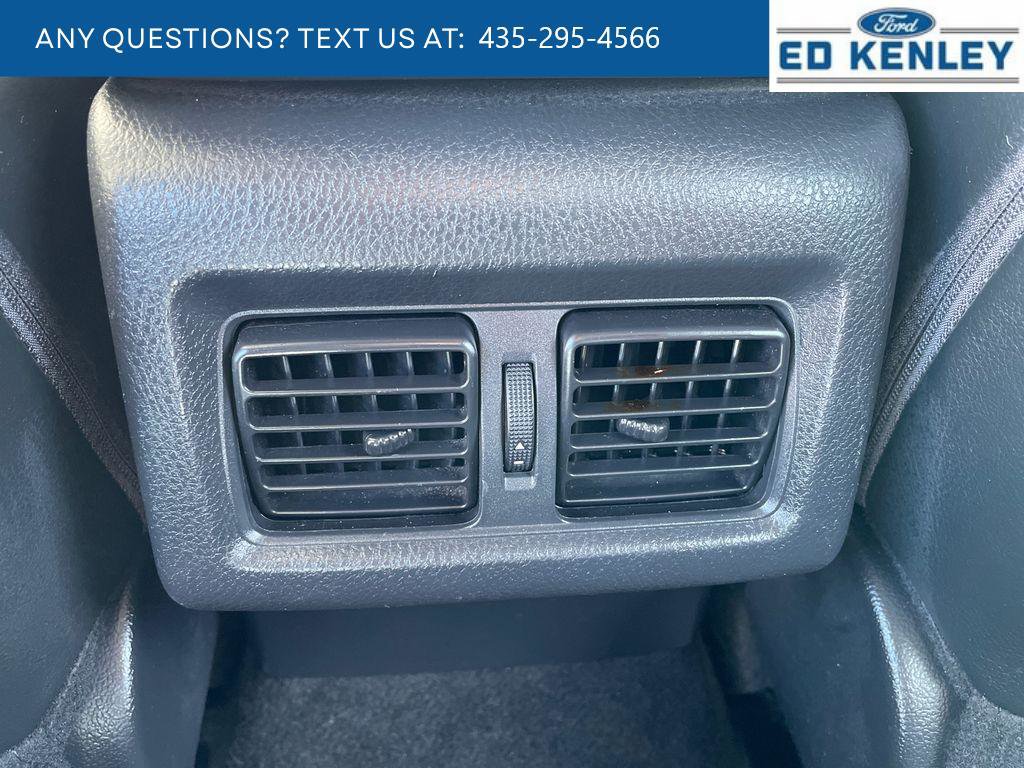 Used 2020 Toyota Camry XSE FWD image 7