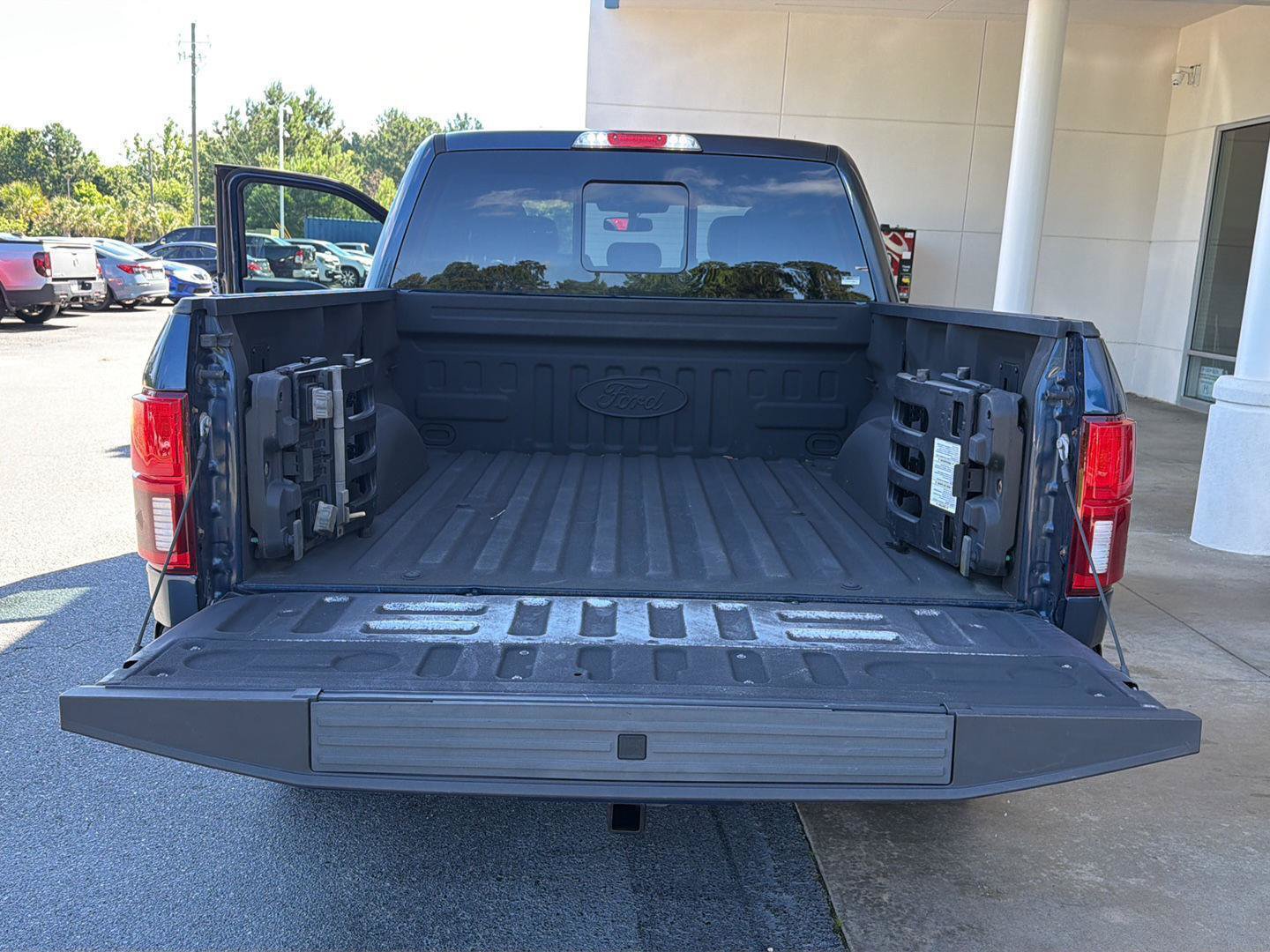 Used 2018 Ford F150 Limited w/ Trailer Tow Package RWD image 38