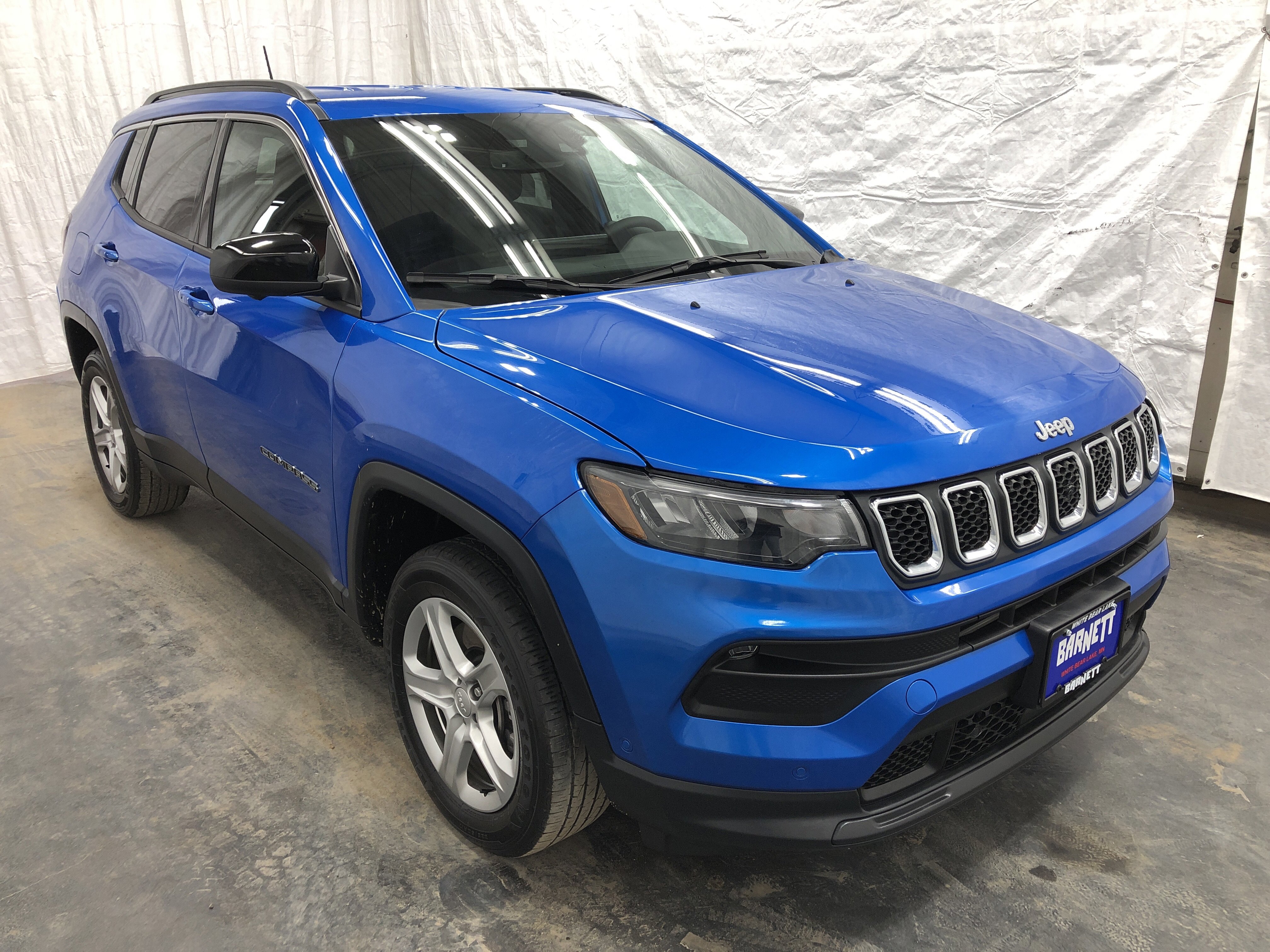 Certified 2023 Jeep Compass Latitude w/ Convenience Group AWD/4WD image 4