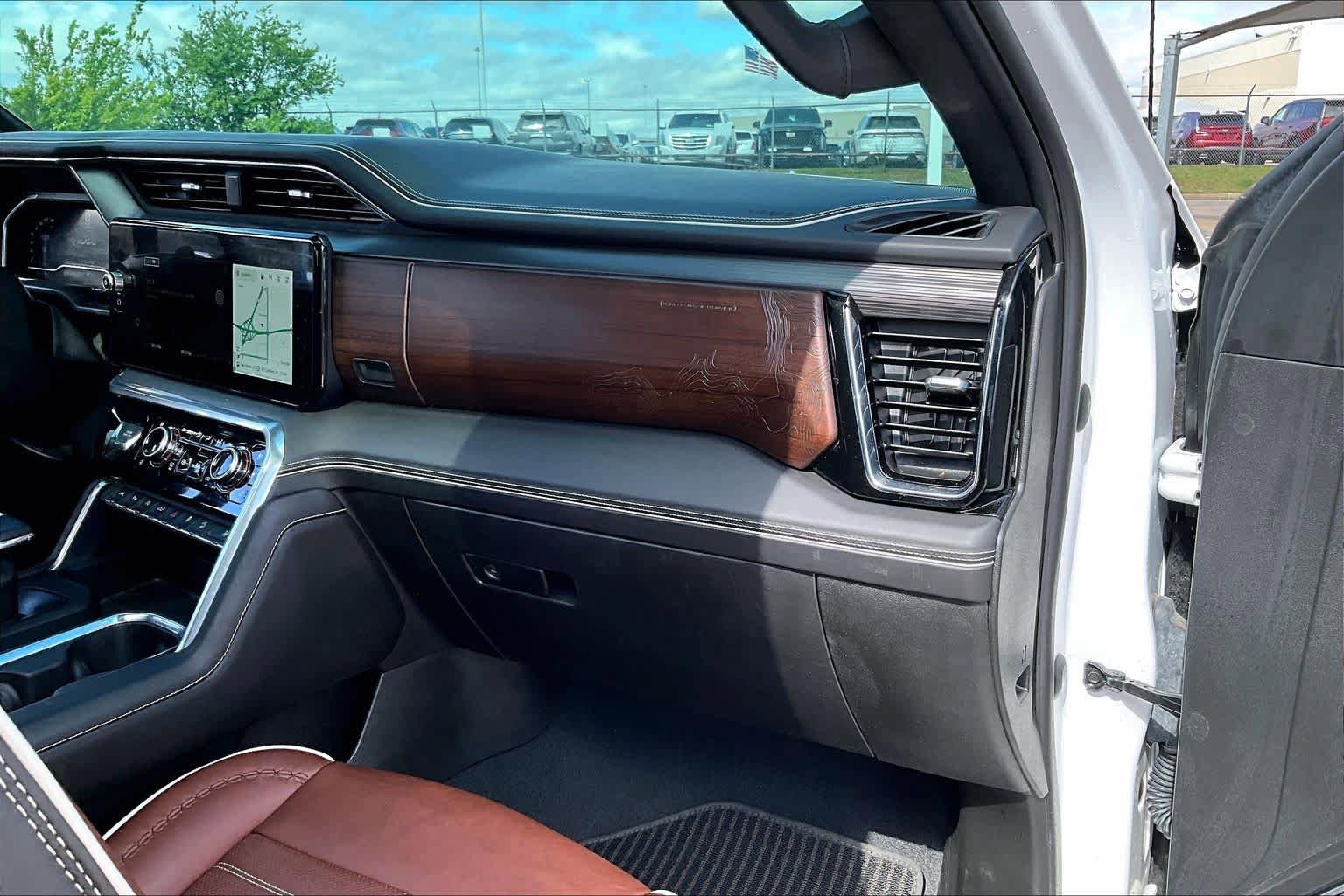 Used 2023 GMC Sierra 1500 Denali Ultimate AWD/4WD image 18