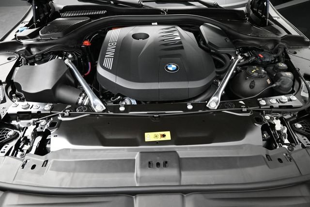 New 2027 BMW 550e xDrive w/ Executive Package AWD/4WD image 25