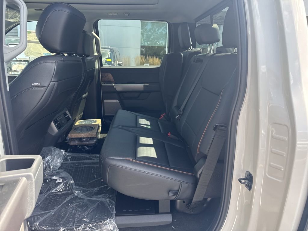 New 2026 Ford F350 Lariat w/ Black Appearance Package image 21