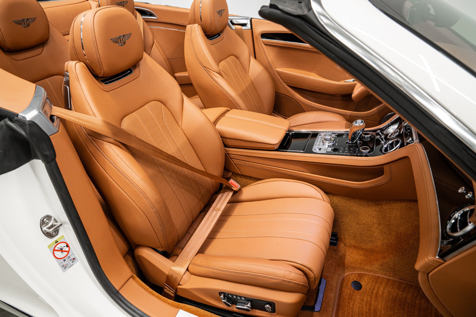 Used 2024 Bentley Continental GT Mulliner AWD/4WD image 25