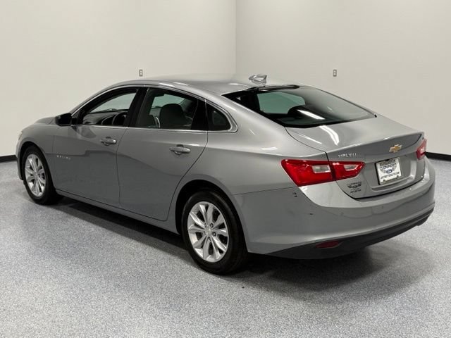 Used 2025 Chevrolet Malibu LT FWD image 7