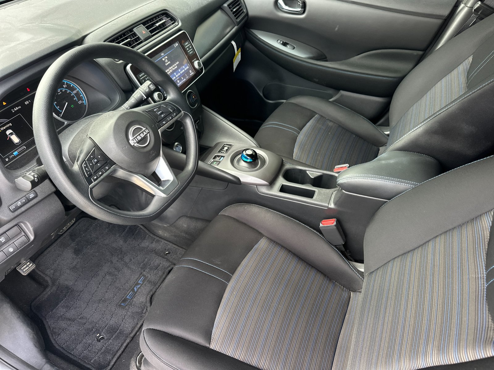 Used 2023 Nissan Leaf S FWD image 10