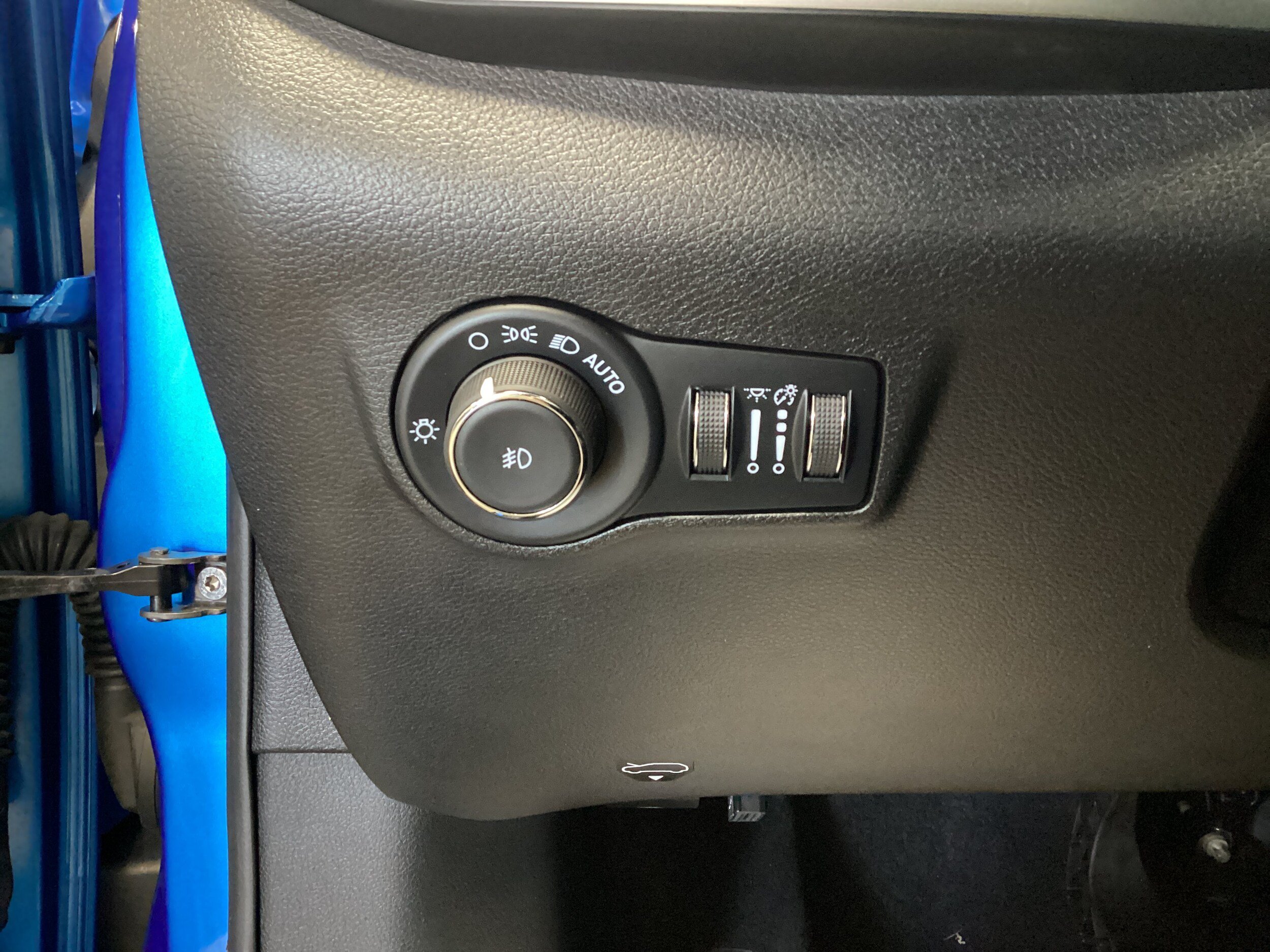 Used 2025 Jeep Compass Limited w/ Elite Group AWD/4WD image 19