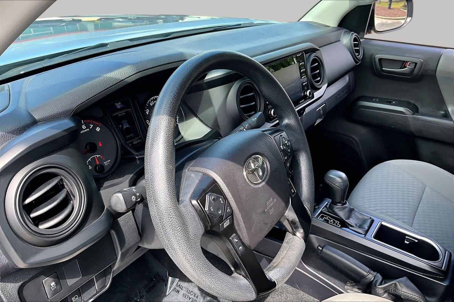 Used 2021 Toyota Tacoma SR AWD/4WD image 17