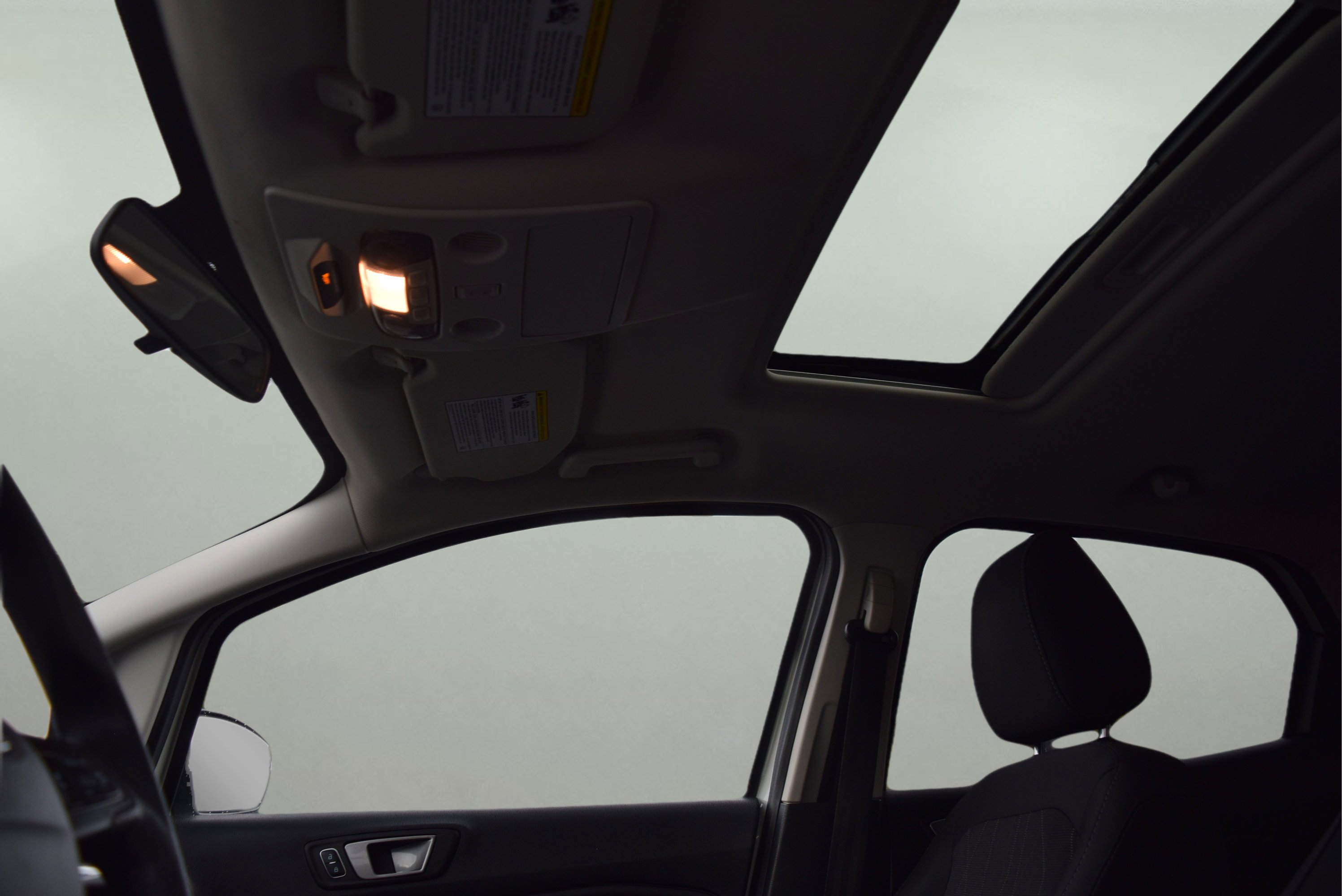 Used 2022 Ford EcoSport SE w/ SE Convenience Package image 11