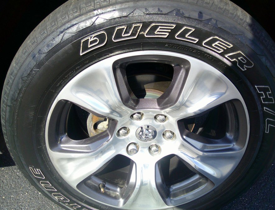 Used 2019 Chevrolet Tahoe LT image 19