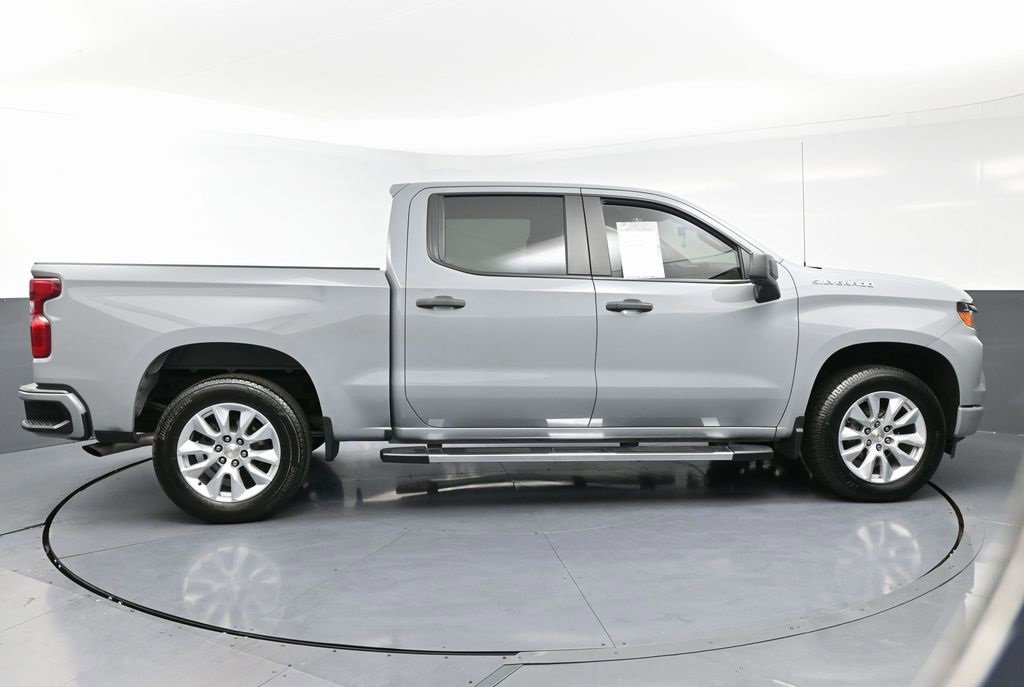 Used 2024 Chevrolet Silverado 1500 Custom image 8