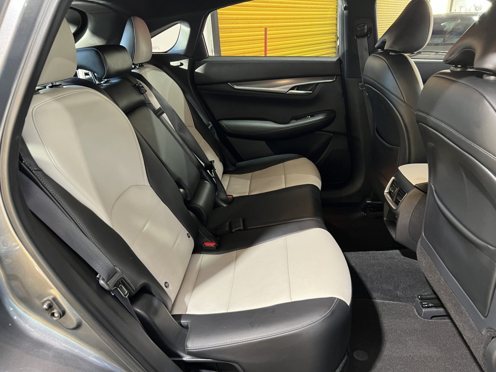 Used 2023 INFINITI QX55 Luxe w/ Cargo Package AWD/4WD image 17
