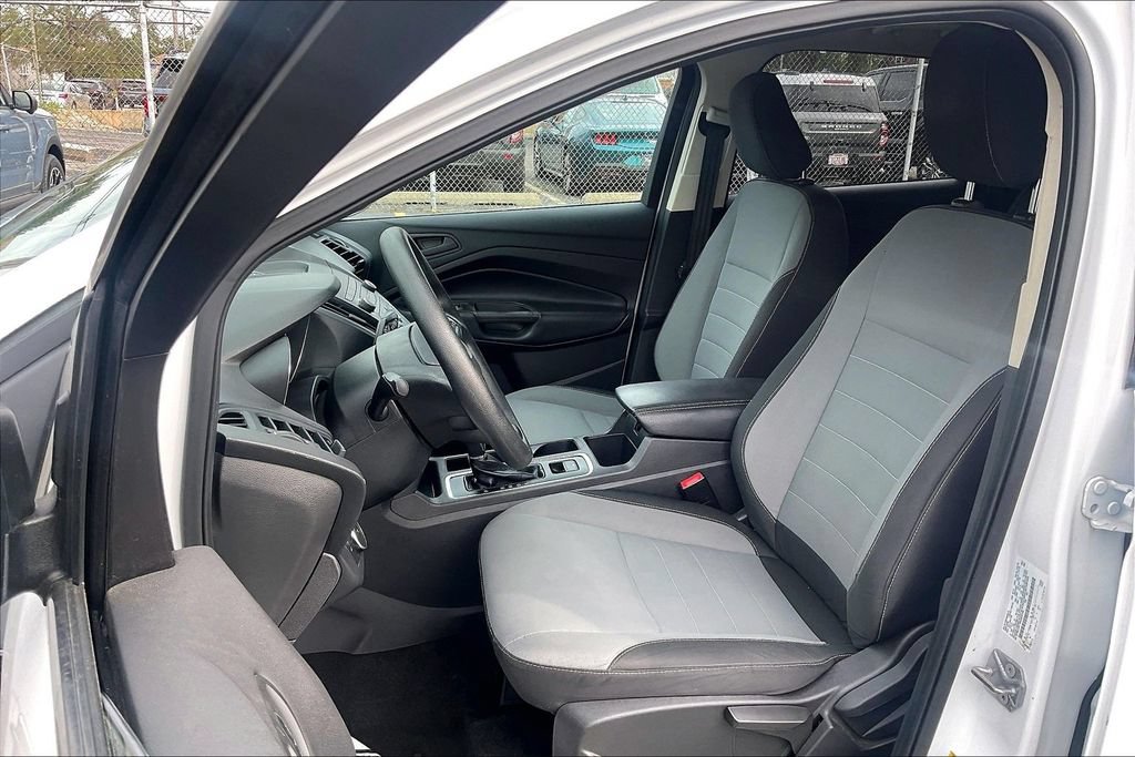 Used 2019 Ford Escape S FWD image 23
