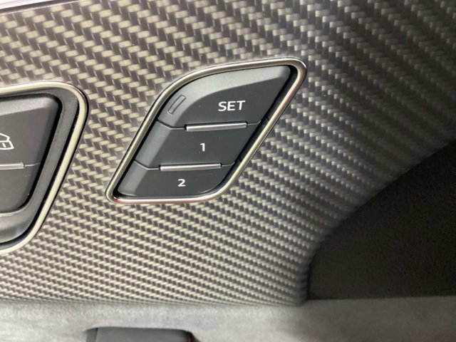 New 2025 Audi RS Q8 performance image 16