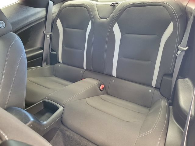 Used 2023 Chevrolet Camaro LT RWD image 18