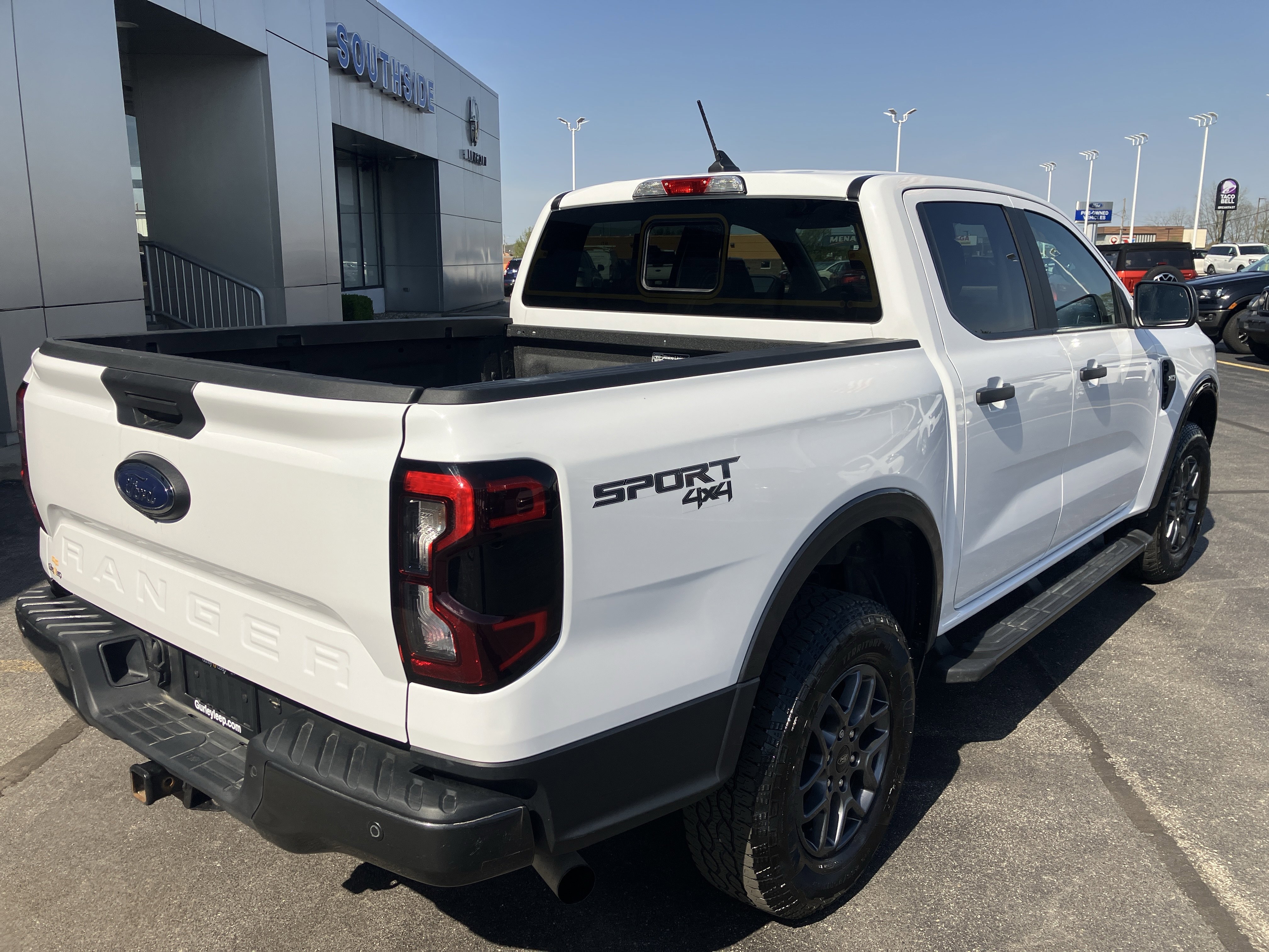 Used 2024 Ford Ranger XLT w/ Trailer Tow Package image 7