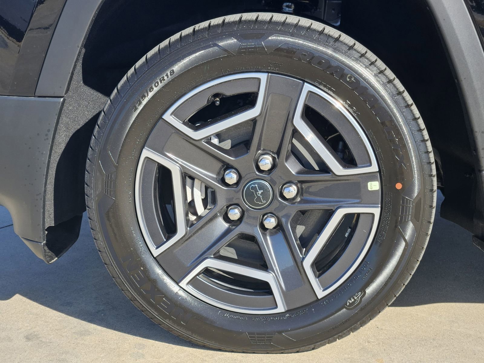 New 2026 Jeep Cherokee Laredo image 12