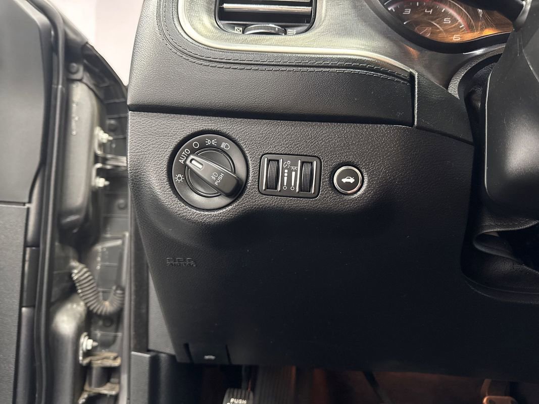 Used 2019 Dodge Charger R/T w/ Daytona Edition Group image 11