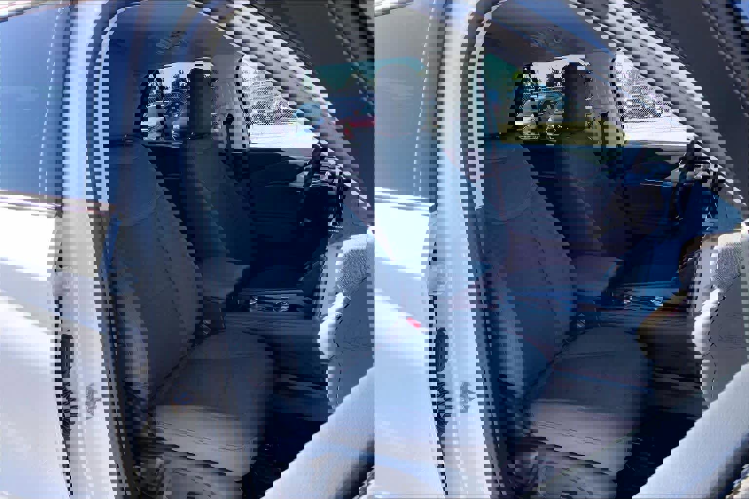 Certified 2025 Ford Explorer Active image 8