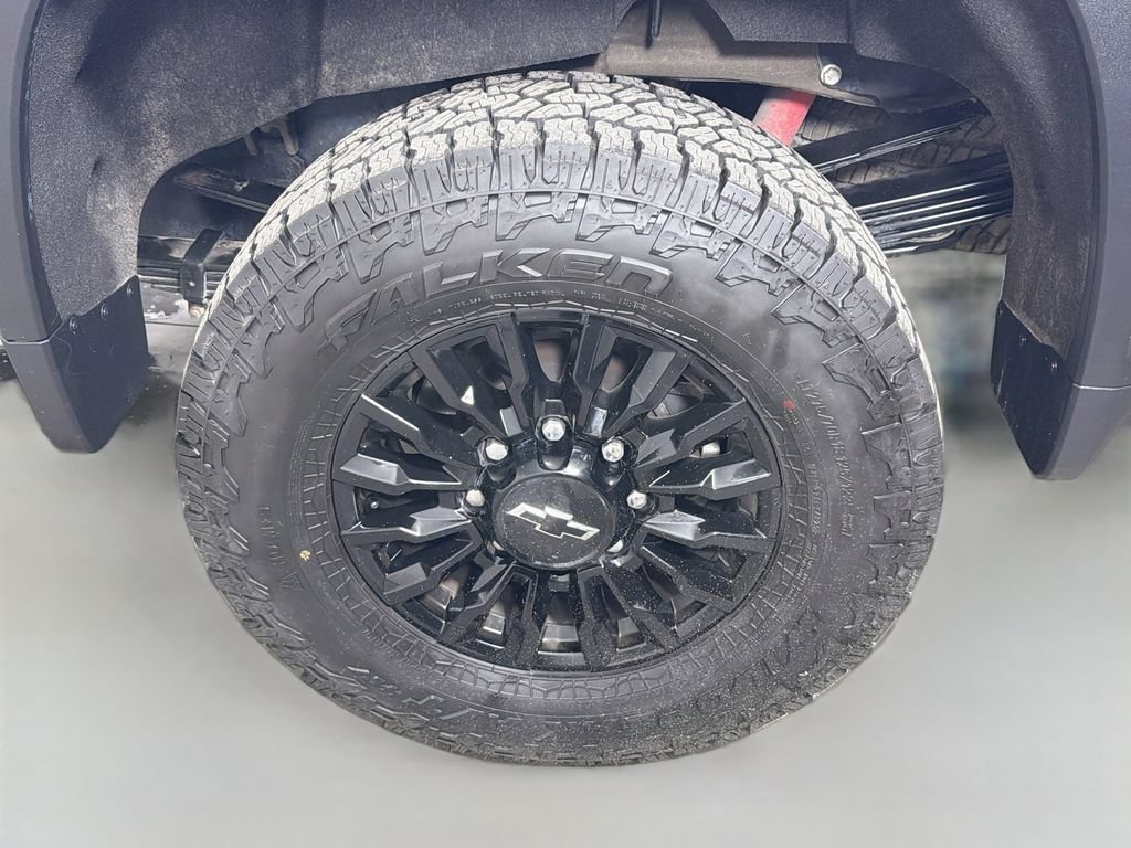 Used 2023 Chevrolet Silverado 3500 LTZ w/ LTZ Plus Package AWD/4WD image 29
