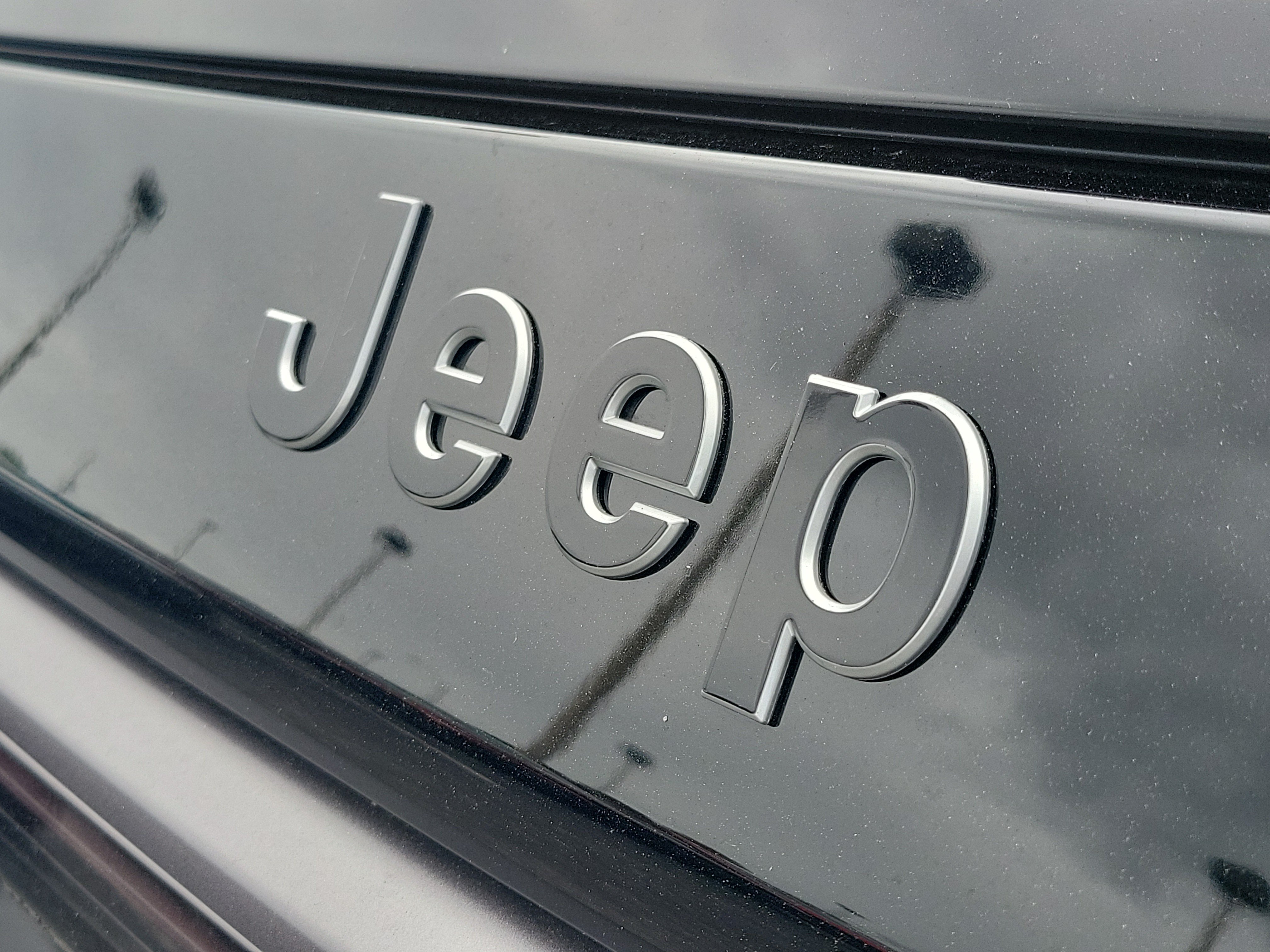 New 2026 Jeep Grand Wagoneer L Limited AWD/4WD image 6