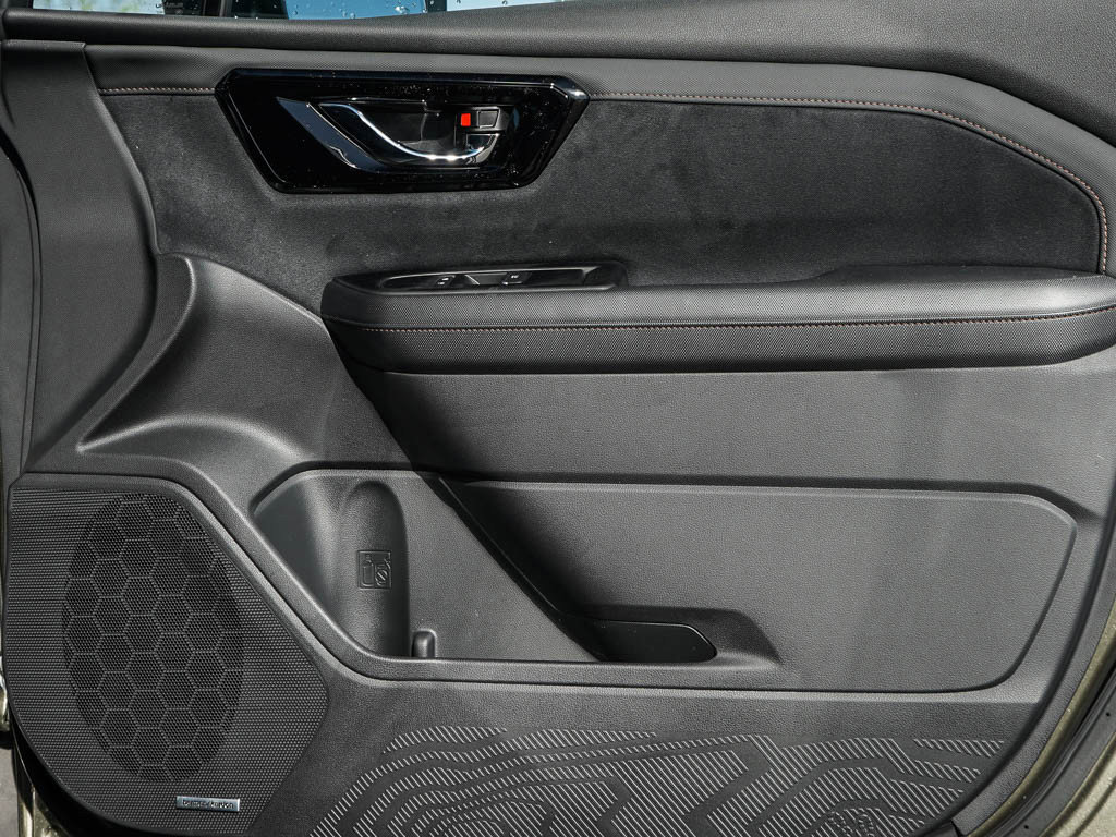 New 2026 Subaru Forester Touring AWD/4WD image 10