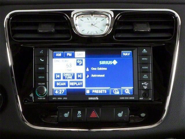 Used 2013 Chrysler 200 Touring FWD image 9