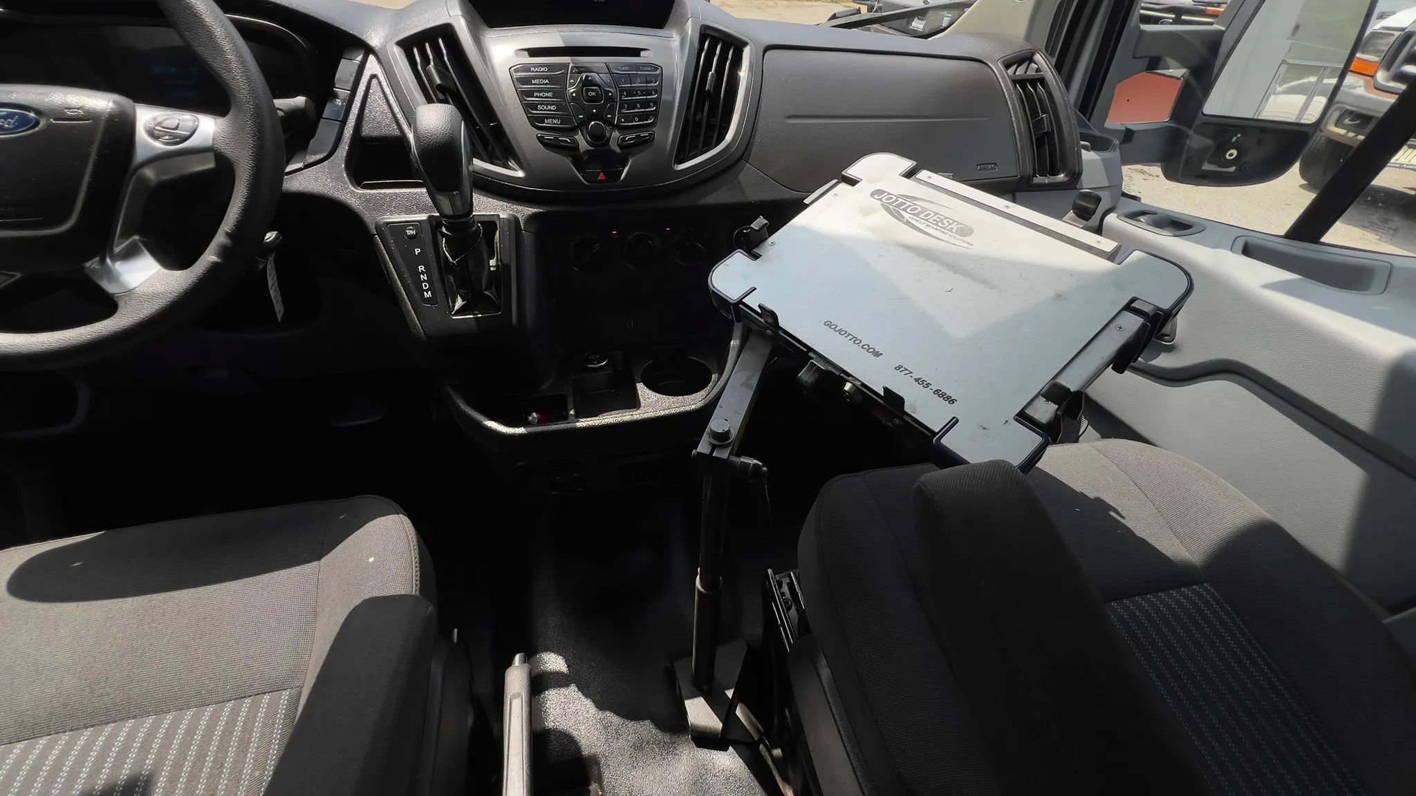 Used 2018 Ford Transit 350 138 DRW w/ Interior Upgrade Package RWD image 23