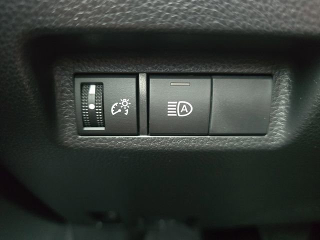 Certified 2025 Toyota RAV4 LE image 25