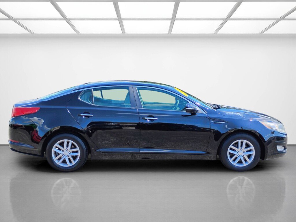 Used 2013 Kia Optima LX w/ Convenience Pkg FWD image 6