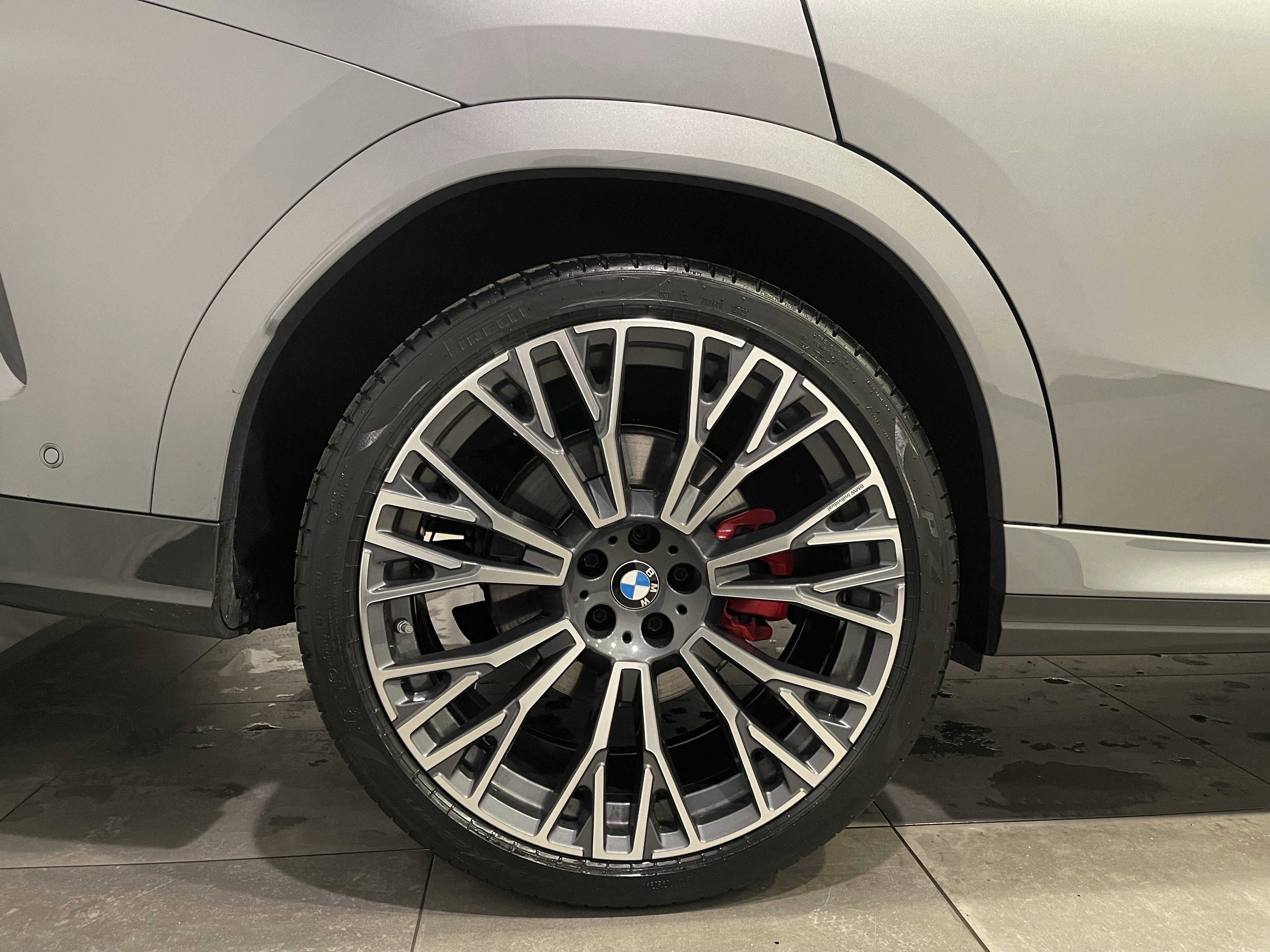 Used 2024 BMW X6 xDrive40i w/ Premium Package image 10