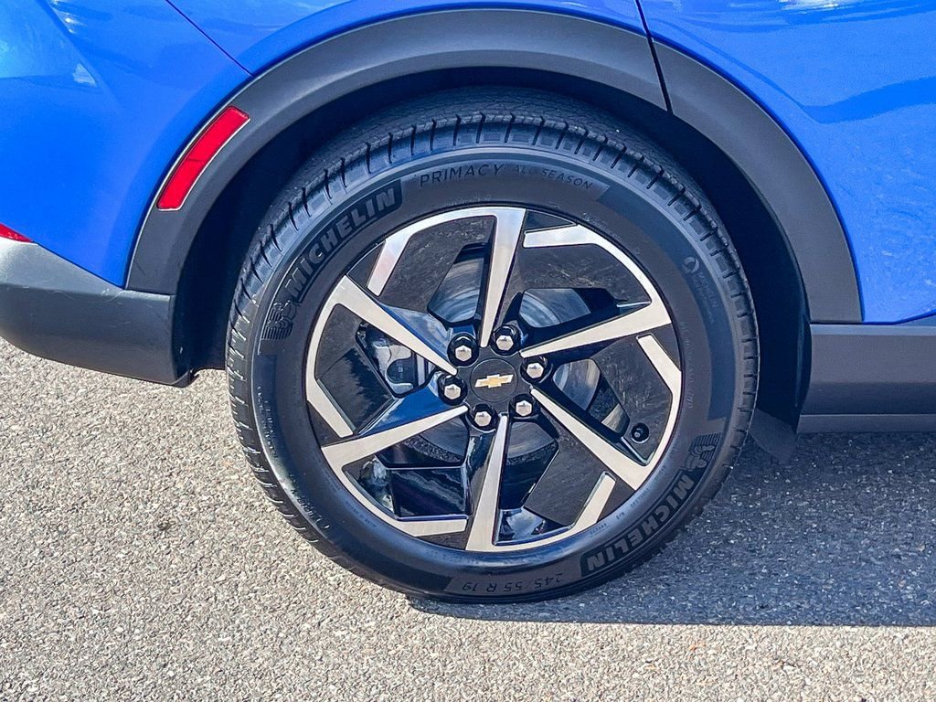 New 2026 Chevrolet Equinox EV LT image 10