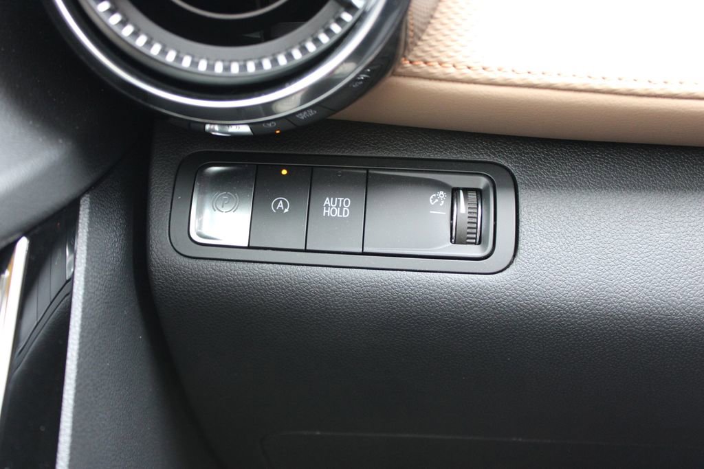 Used 2025 Chevrolet Equinox ACTIV w/ Safety and Technology Package image 43