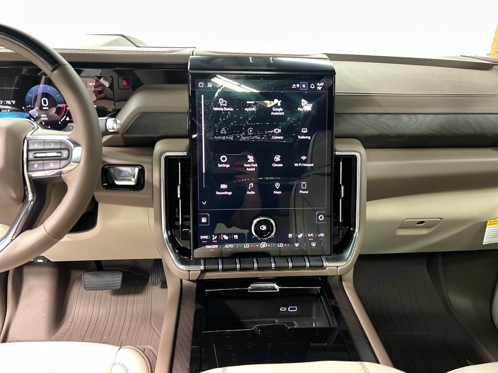 New 2026 GMC Yukon XL Denali w/ Denali Reserve Package AWD/4WD image 24