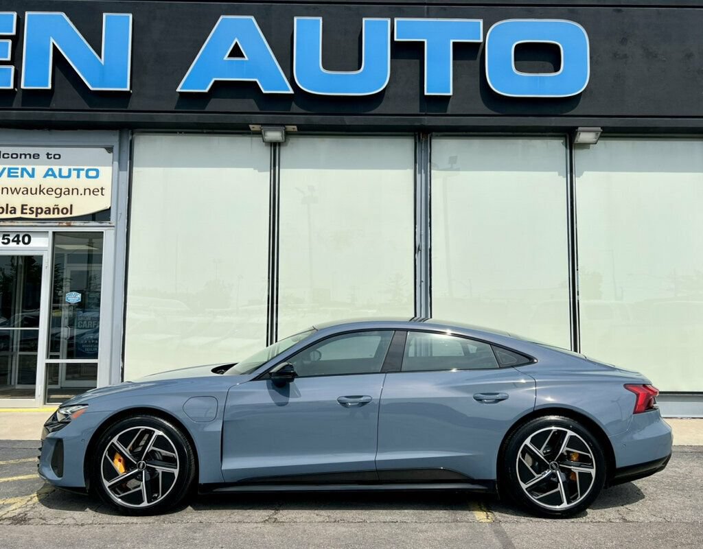 Used 2024 Audi RS e-tron GT w/ Carbon Performance Package AWD/4WD image 2