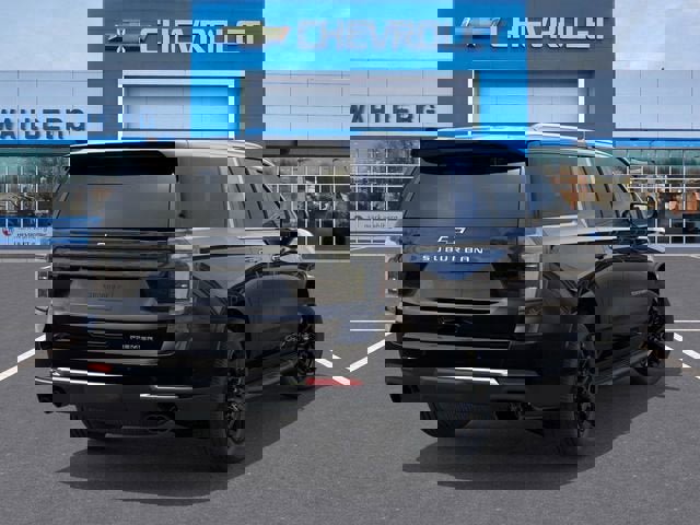New 2026 Chevrolet Suburban Premier image 4
