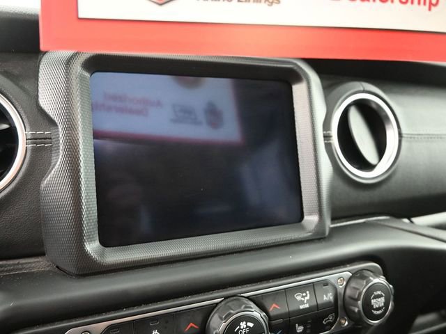 Used 2023 Jeep Wrangler Unlimited Sahara w/ Cold Weather Group AWD/4WD image 33