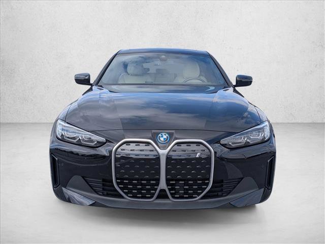 Used 2023 BMW i4 eDrive40 RWD image 2