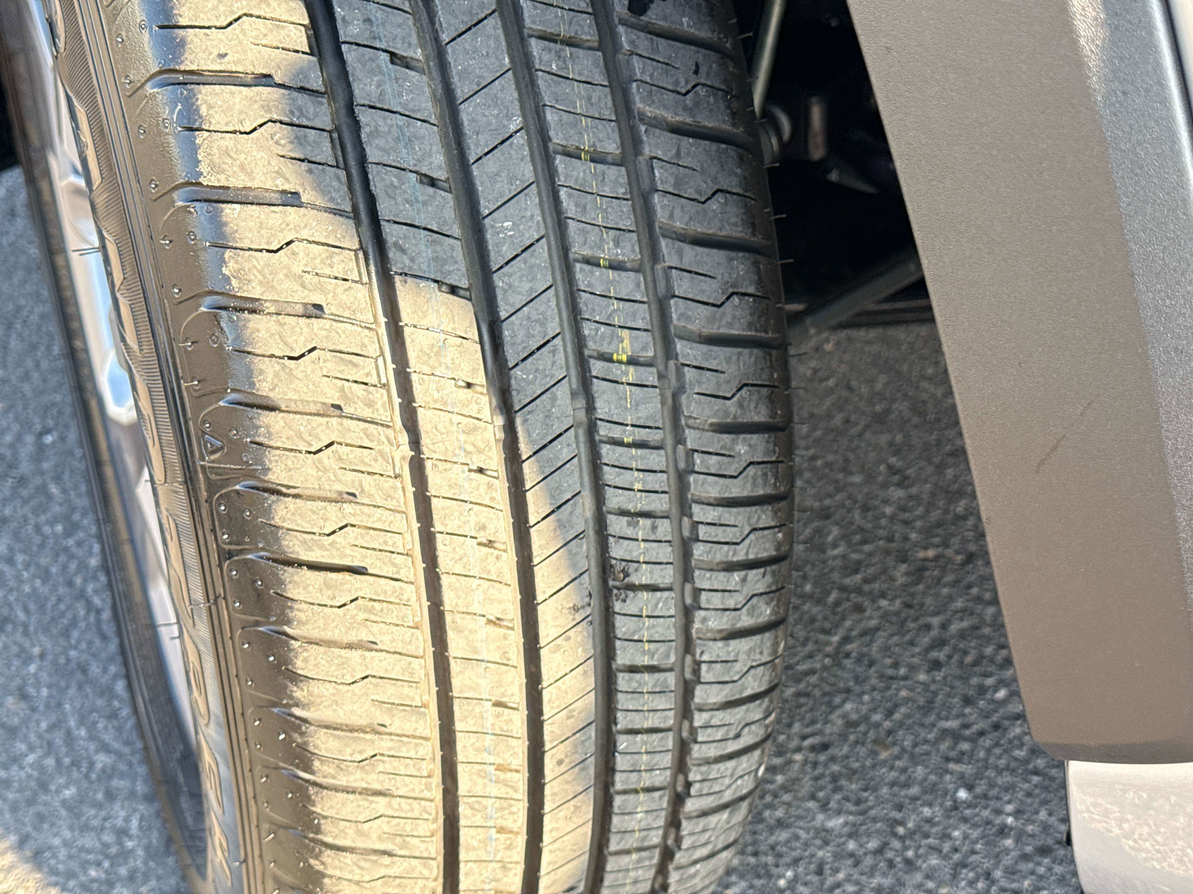 Used 2025 Toyota RAV4 XLE image 8