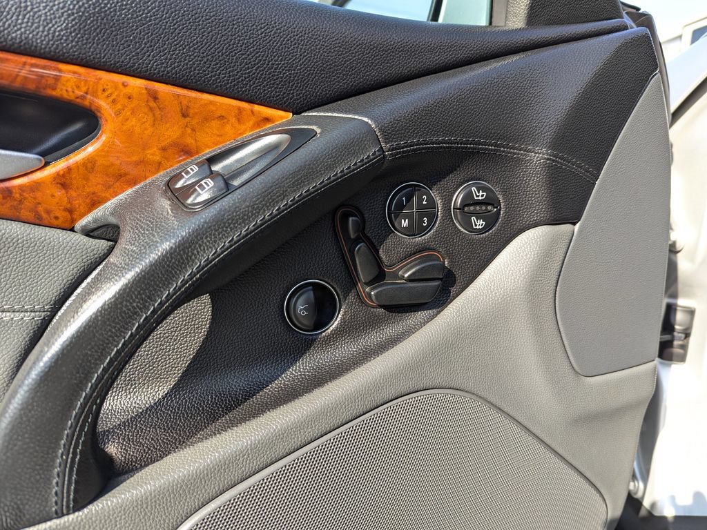 Used 2005 Mercedes-Benz SL 500 image 12