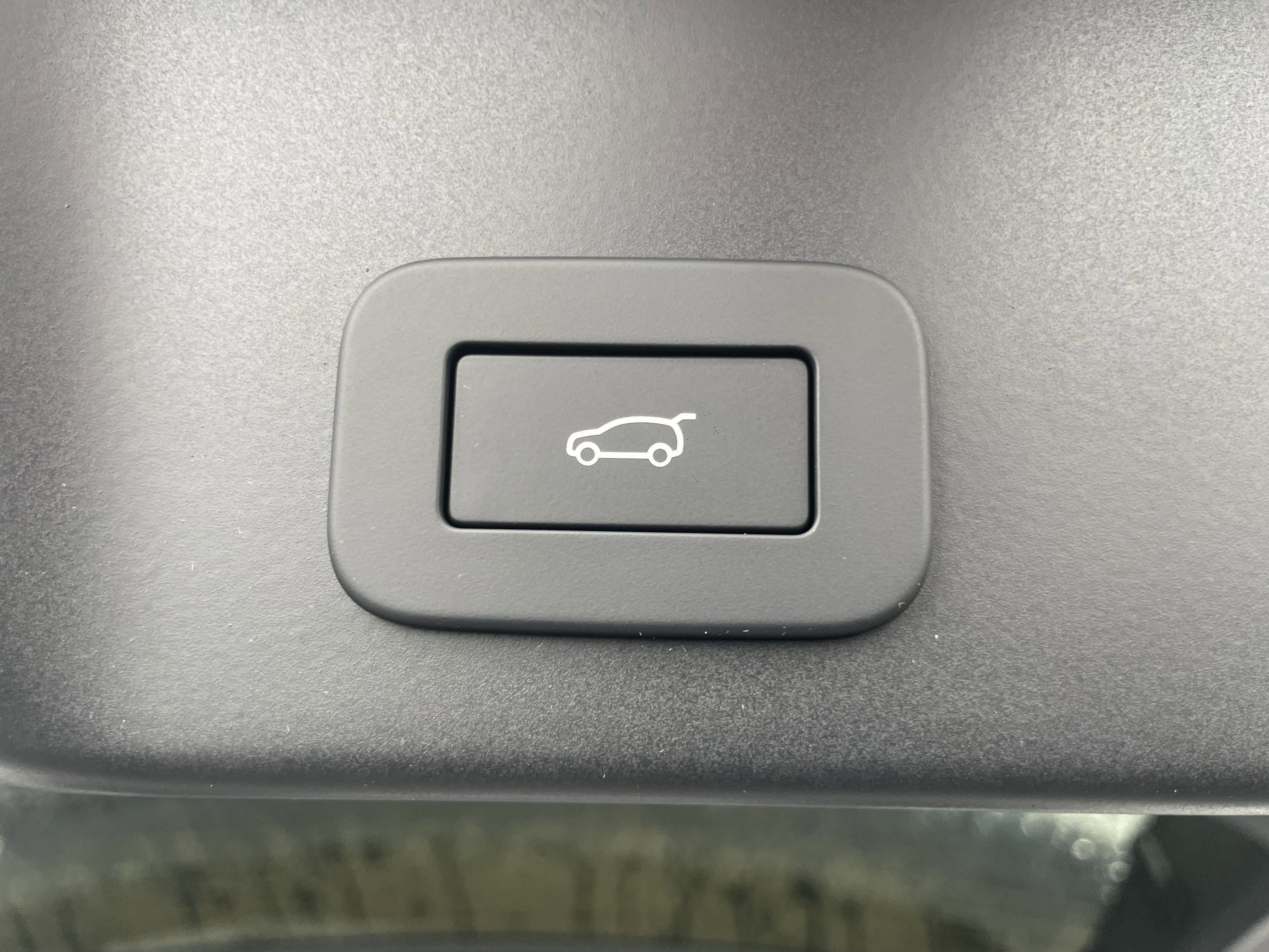 New 2026 Land Rover Range Rover Evoque S image 37