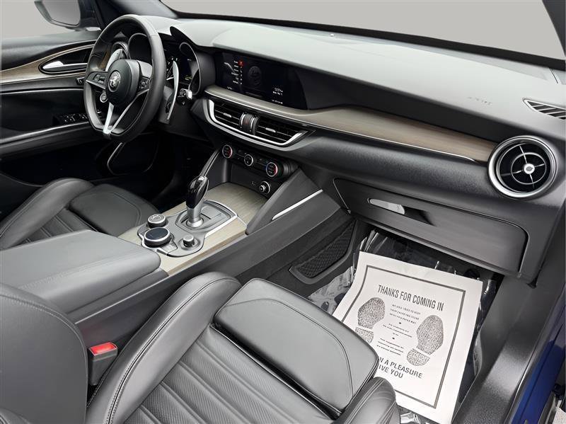 Used 2018 Alfa Romeo Stelvio Ti Sport image 27