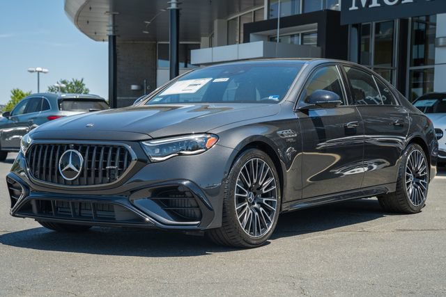 New 2026 Mercedes-Benz E 53 AMG e 4MATIC Sedan image 3