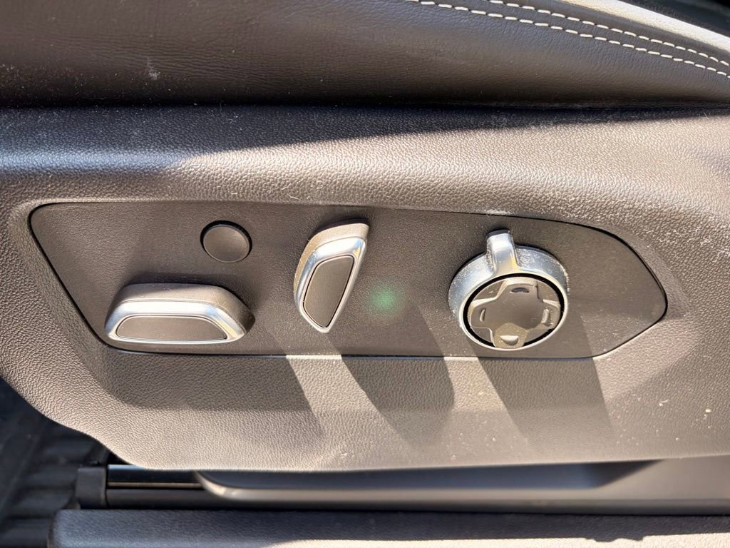 Used 2026 GMC Sierra 1500 AT4X image 15